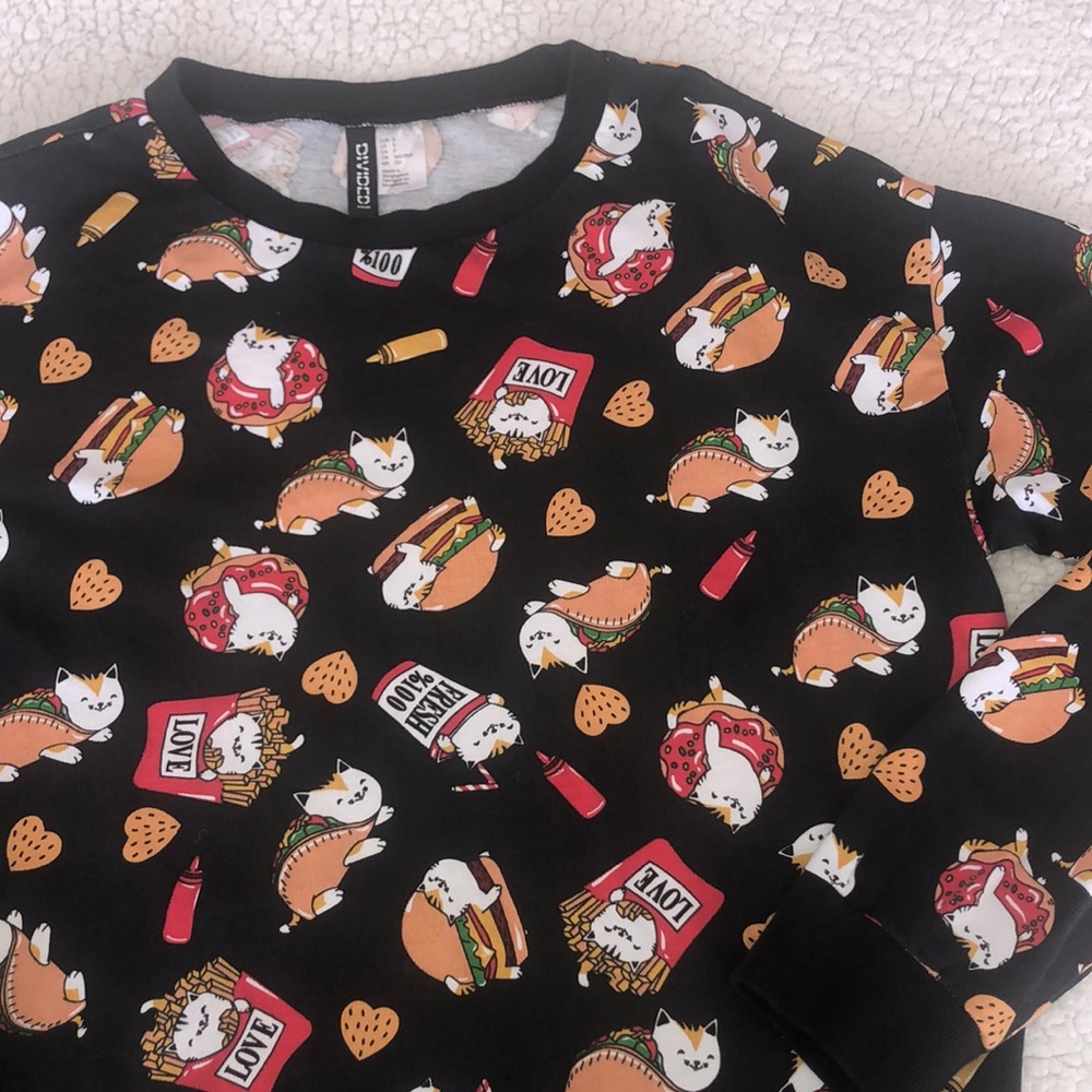 divided H&M sweatshirt top junk food print cat taco pizza long sleeve small